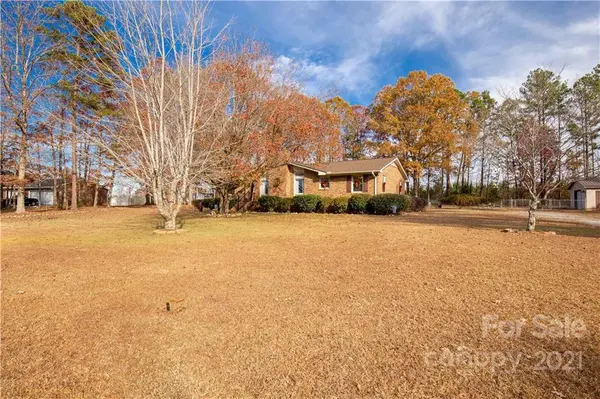 1367 Melanie LN, Chester, SC 29706