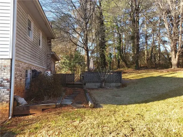1195 Old Conover Startown RD, Newton, NC 28658