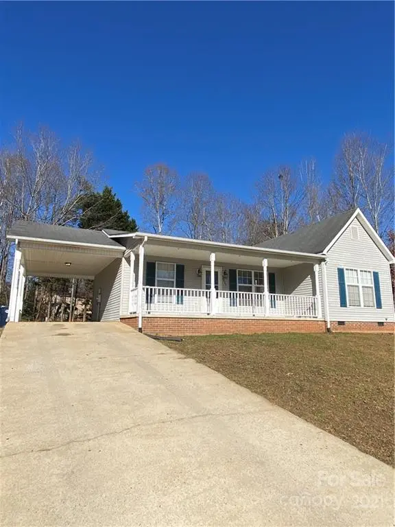 3889 Colt CT, Lenoir, NC 28645