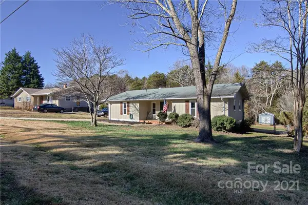 277 Clearview CIR, Travelers Rest, SC 29690