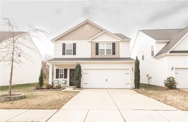 8527 Paw Valley LN, Charlotte, NC 28214