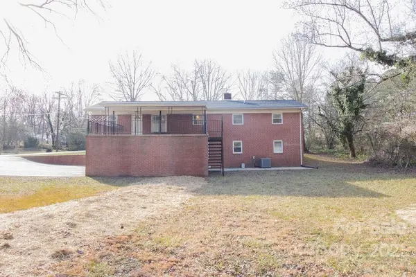 602 5th ST SW, Conover, NC 28613