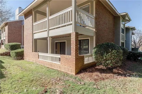 7952 Greenside CT, Charlotte, NC 28277