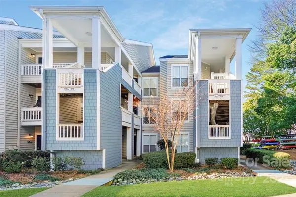 948 Southwest DR, Davidson, NC 28036