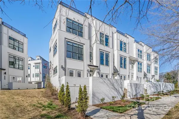 2341 Wesley Village RD, Charlotte, NC 28208