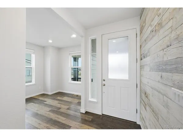 39358 Hart, Elizabeth, CO 80107