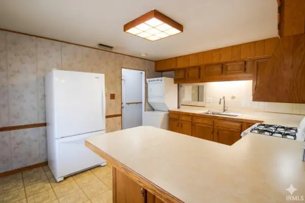 419 Greenleaf DR, Evansville, IN 47710