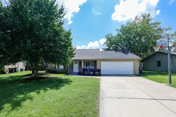 7426 Charlesbury CT, Fort Wayne, IN 46835-4105
