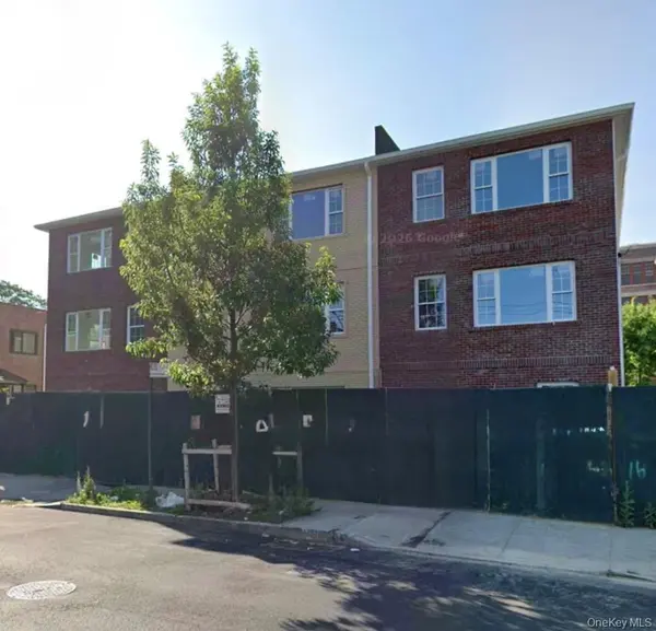 1416 Oakley ST, Bronx, NY 10469