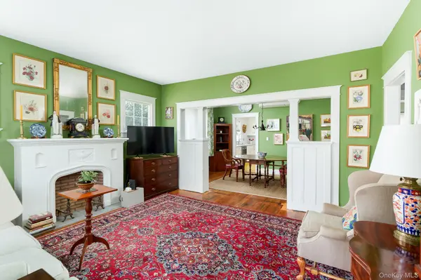 23 Janis ST, Hudson, NY 12534