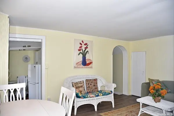 66 Dune RD, Quogue, NY 11959
