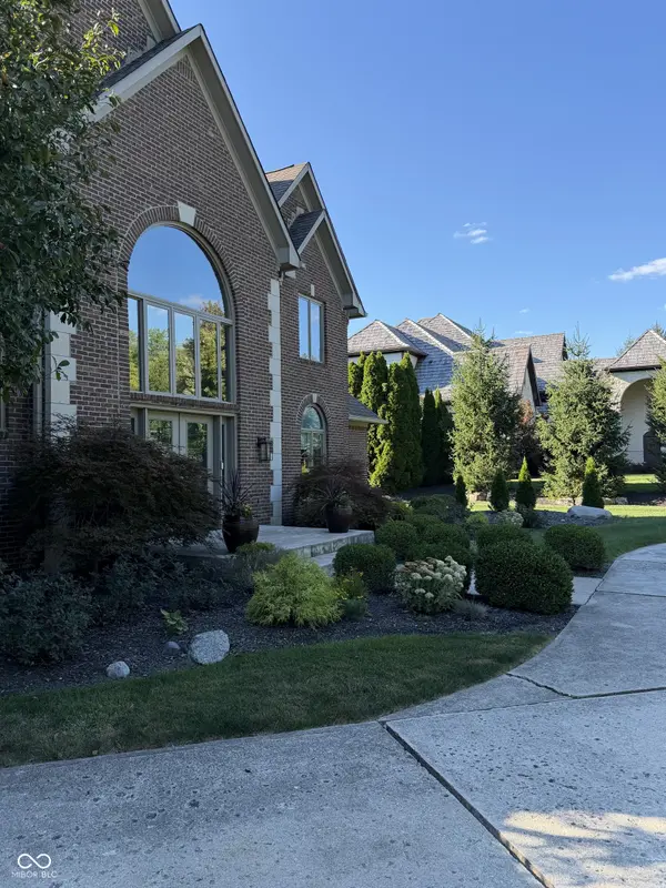 10646 Walnut Creek DR W, Carmel, IN 46032