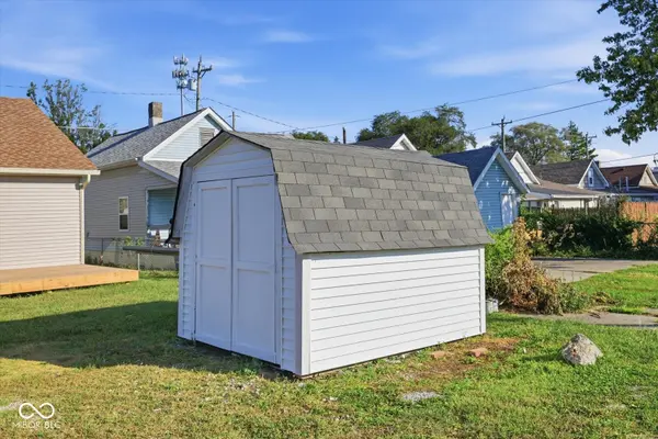 858 Miller AVE, Shelbyville, IN 46176