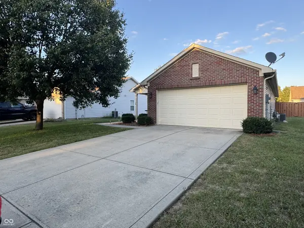 155 Thistlewood DR, Greenfield, IN 46140