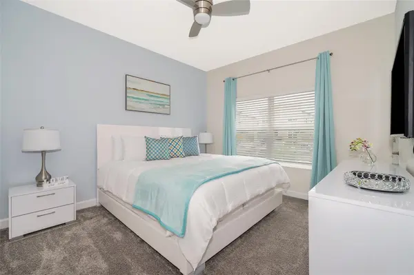 8947 CABOT CLIFFS DR, Davenport, FL 33896