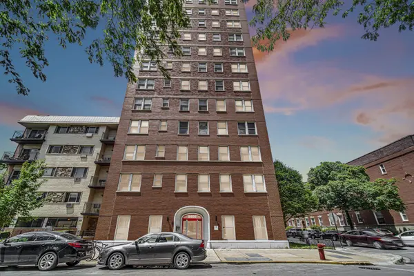 5400 S HARPER AVE #402, Chicago, IL 60615