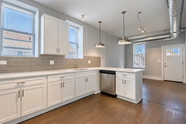 2117 W 18th ST #2R, Chicago, IL 60608