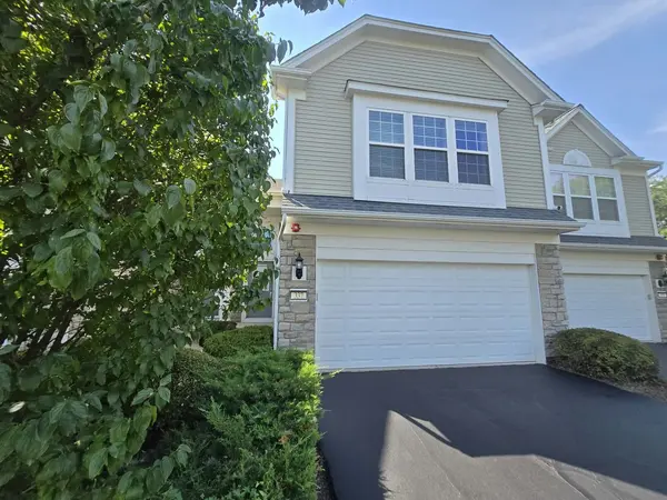 337 Devoe DR #337, Oswego, IL 60543