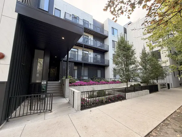 3757 N Sheffield AVE #302, Chicago, IL 60613