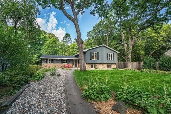 312 Griffit ST, Edina, MN 55343