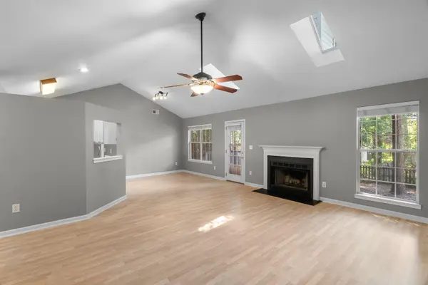 103 Loden CT, Simpsonville, SC 29680