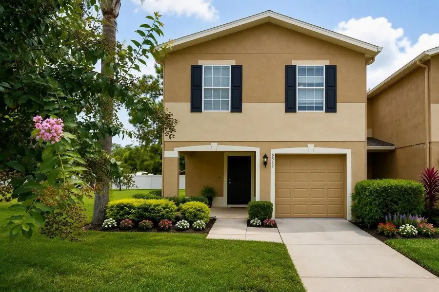 8532 EDGEWATER PLACE BLVD, Tampa, FL 33615