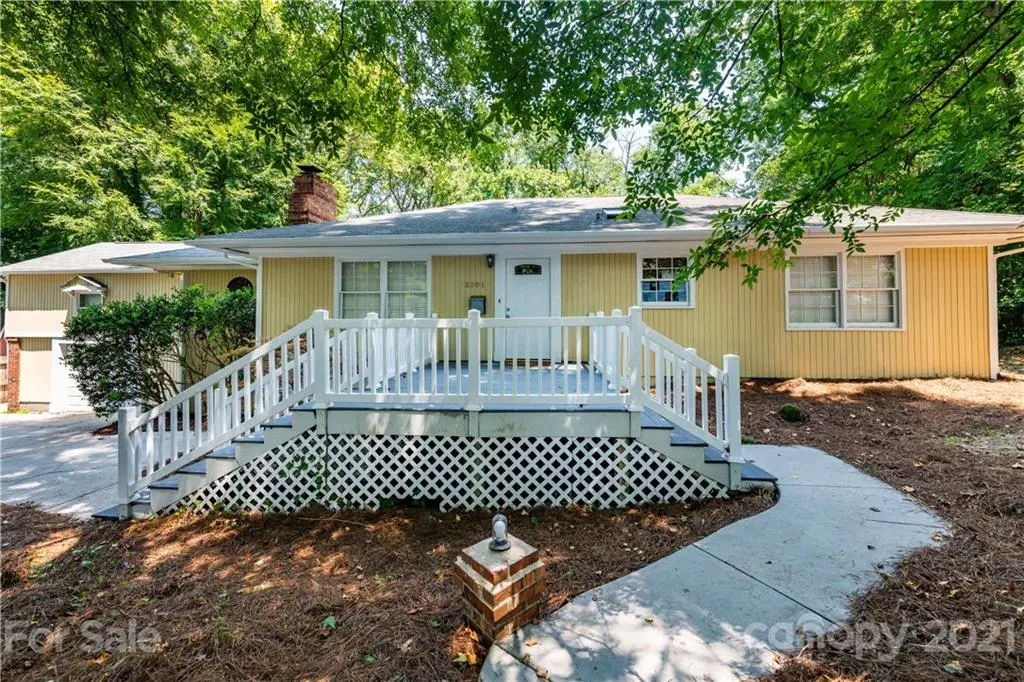 3301 Archdale DR, Charlotte, NC 28210