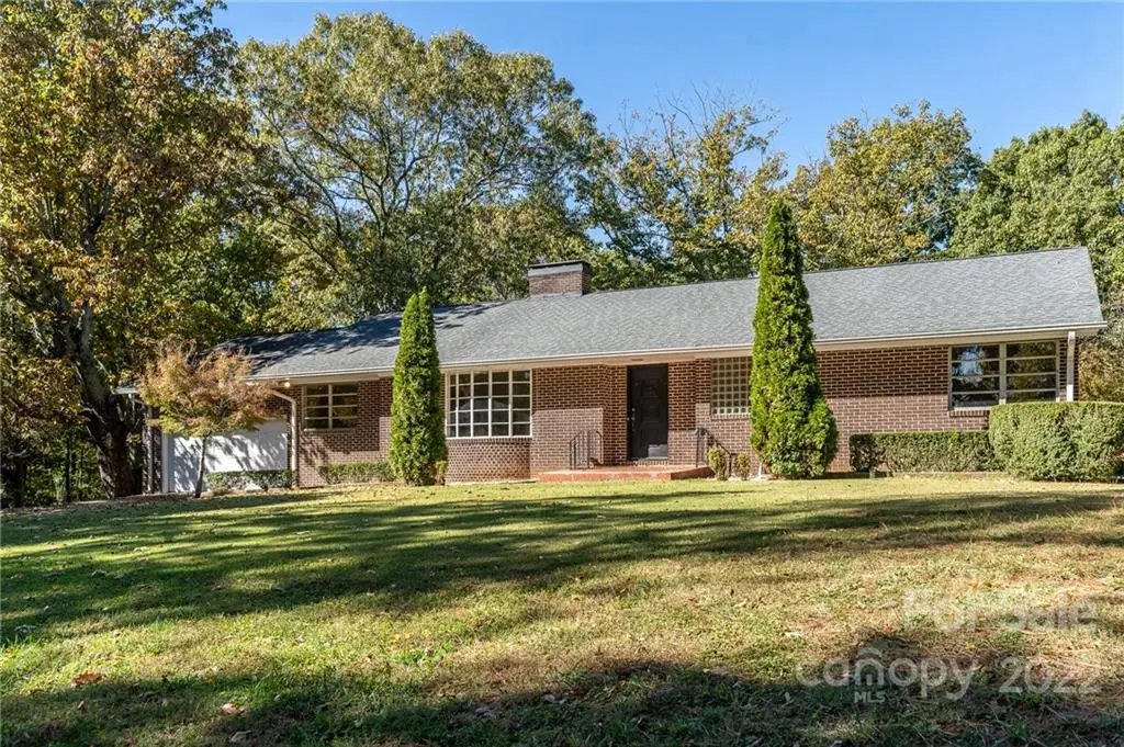 116 S Skyland DR, Bessemer City, NC 28016