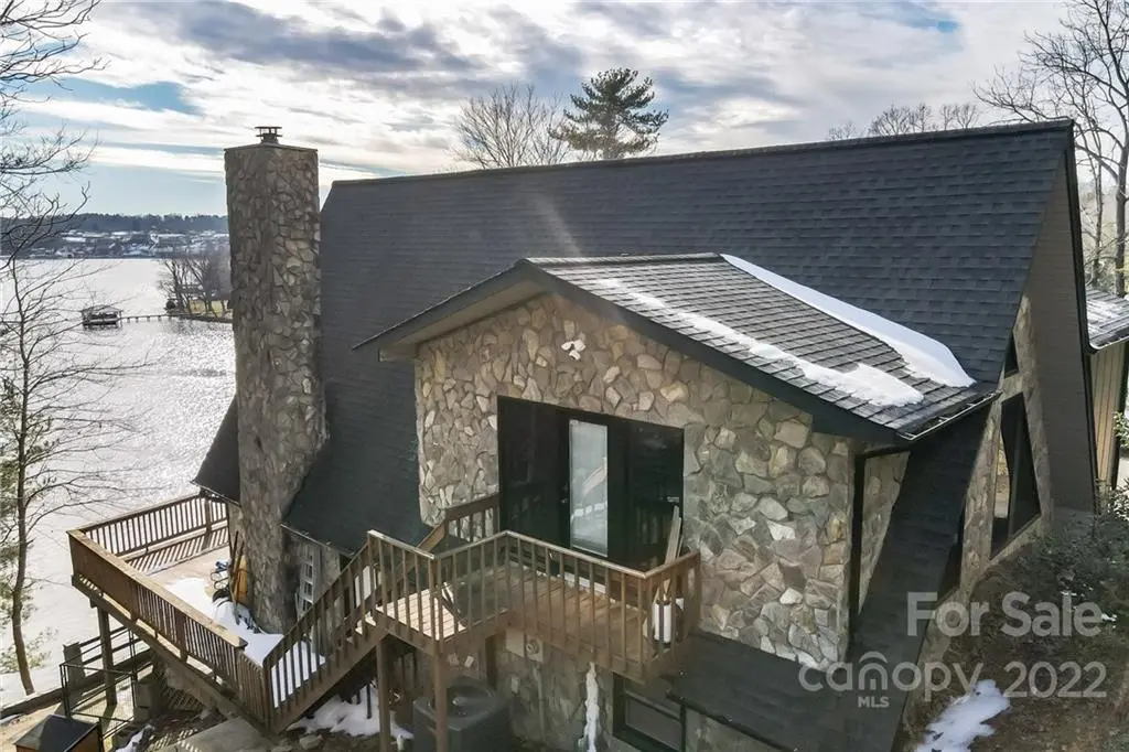 11 Rocky View RD, Taylorsville, NC 28681