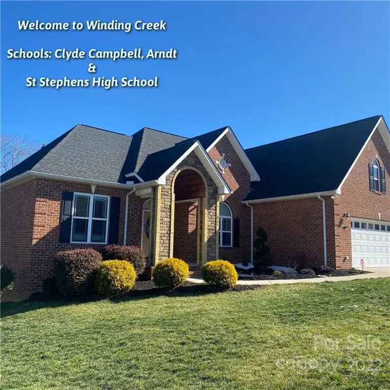 3792 9th Street DR NE, Hickory, NC 28601