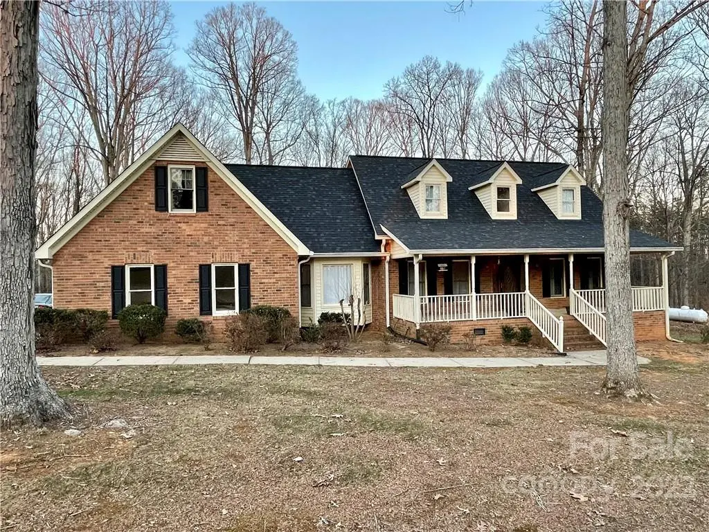 6198 Mountain Vine AVE, Kannapolis, NC 28081