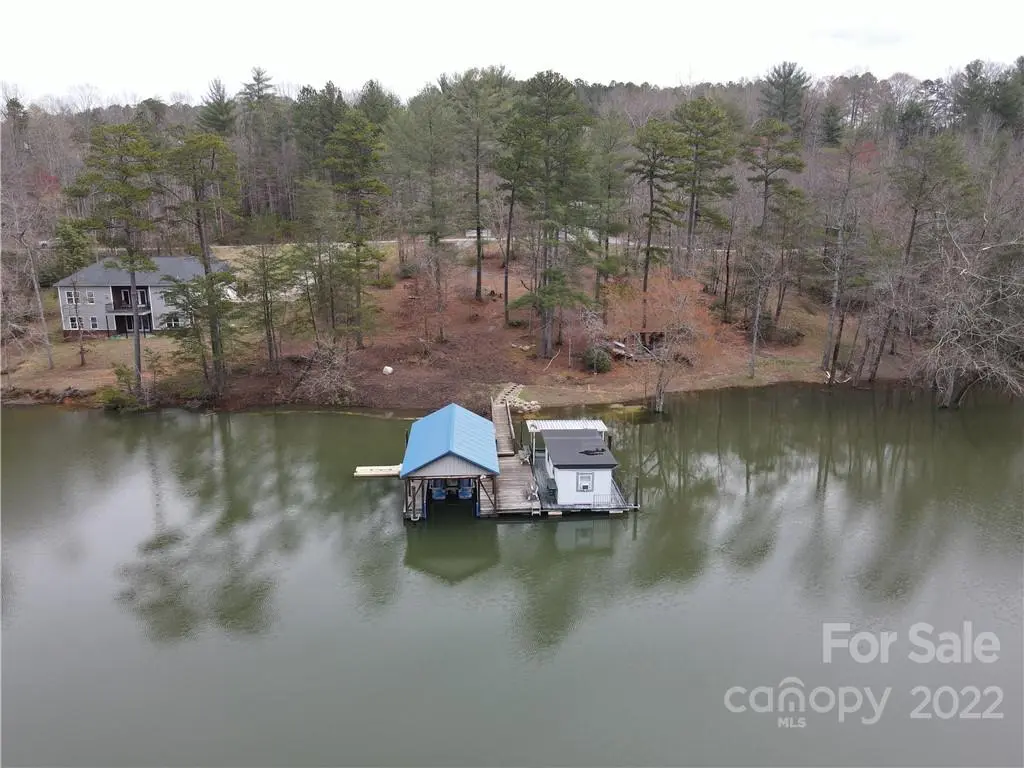2015 Castle Vista CT #5&6a, Connelly Springs, NC 28612