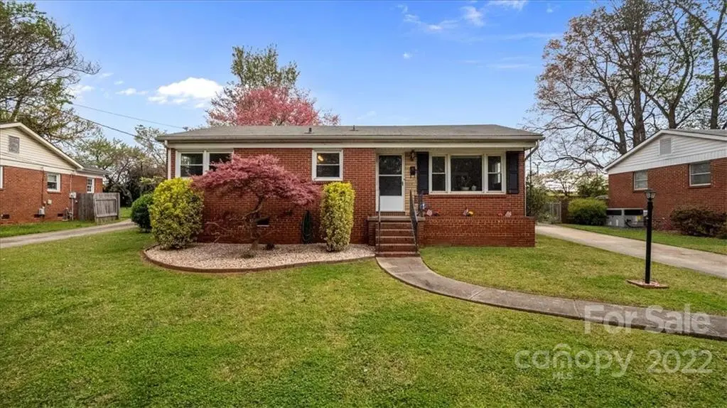 2443 Eaton RD, Charlotte, NC 28205