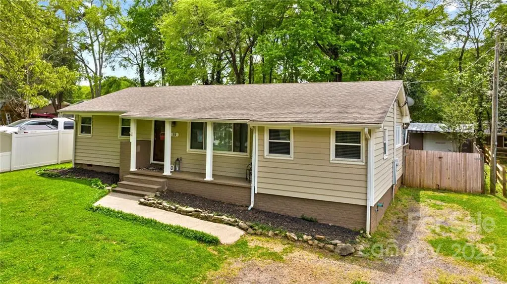 313 Willis RD, Dallas, NC 28034