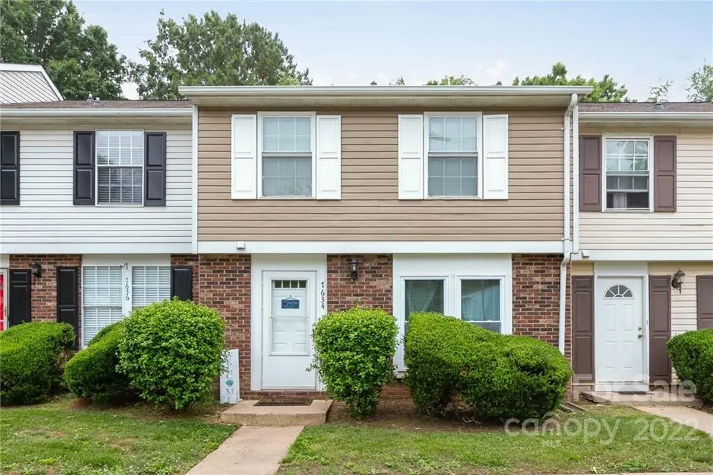 7634 Holly Grove CT, Charlotte, NC 28227