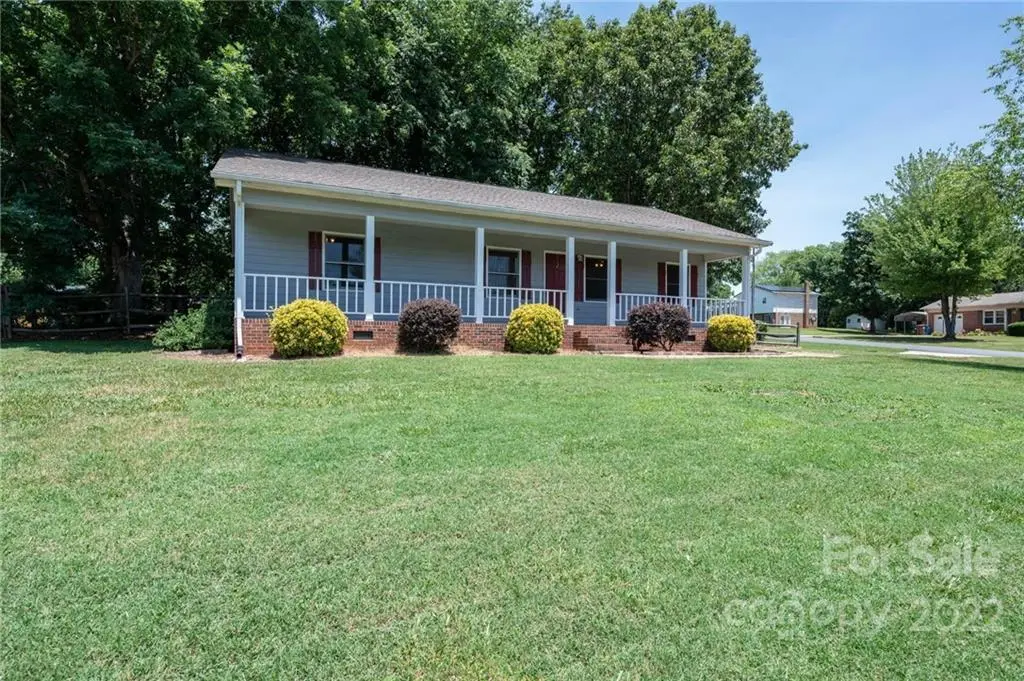 5594 Linville DR, Hickory, NC 28602