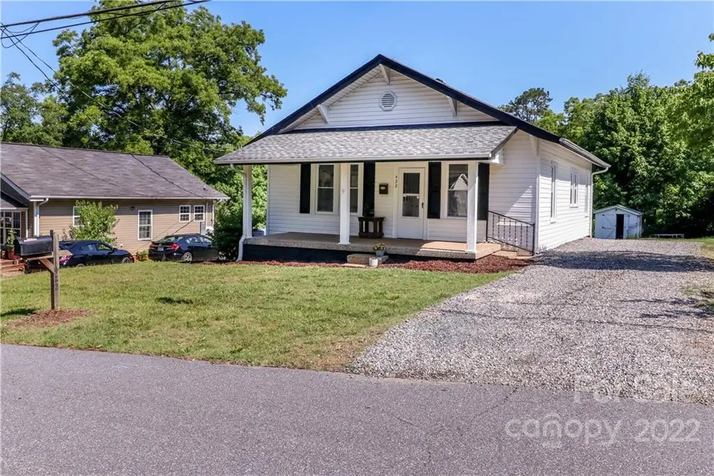 422 6th ST SW, Conover, NC 28613