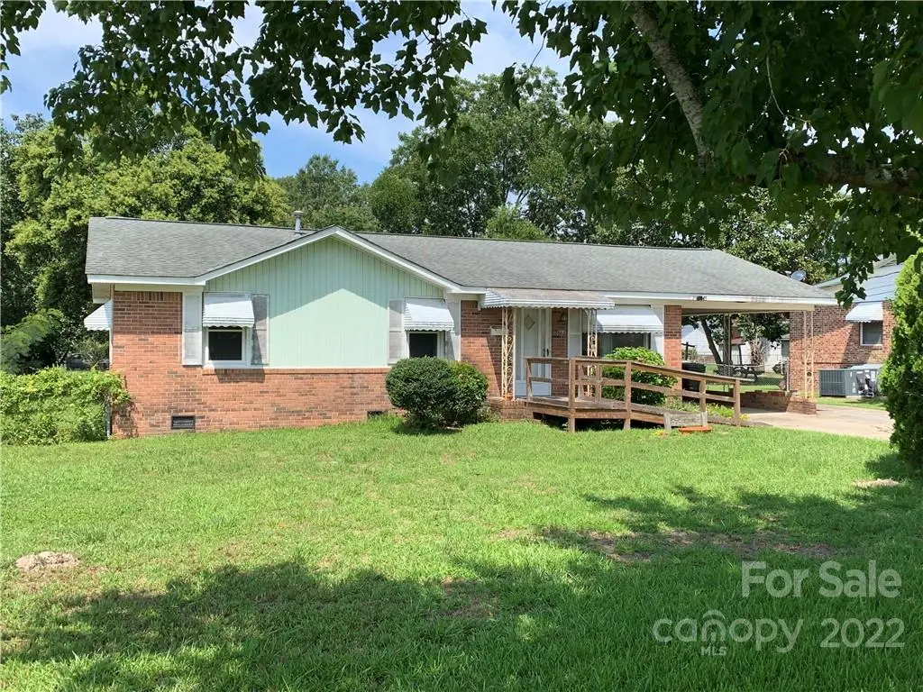 603 Fair ST, Camden, SC 29020