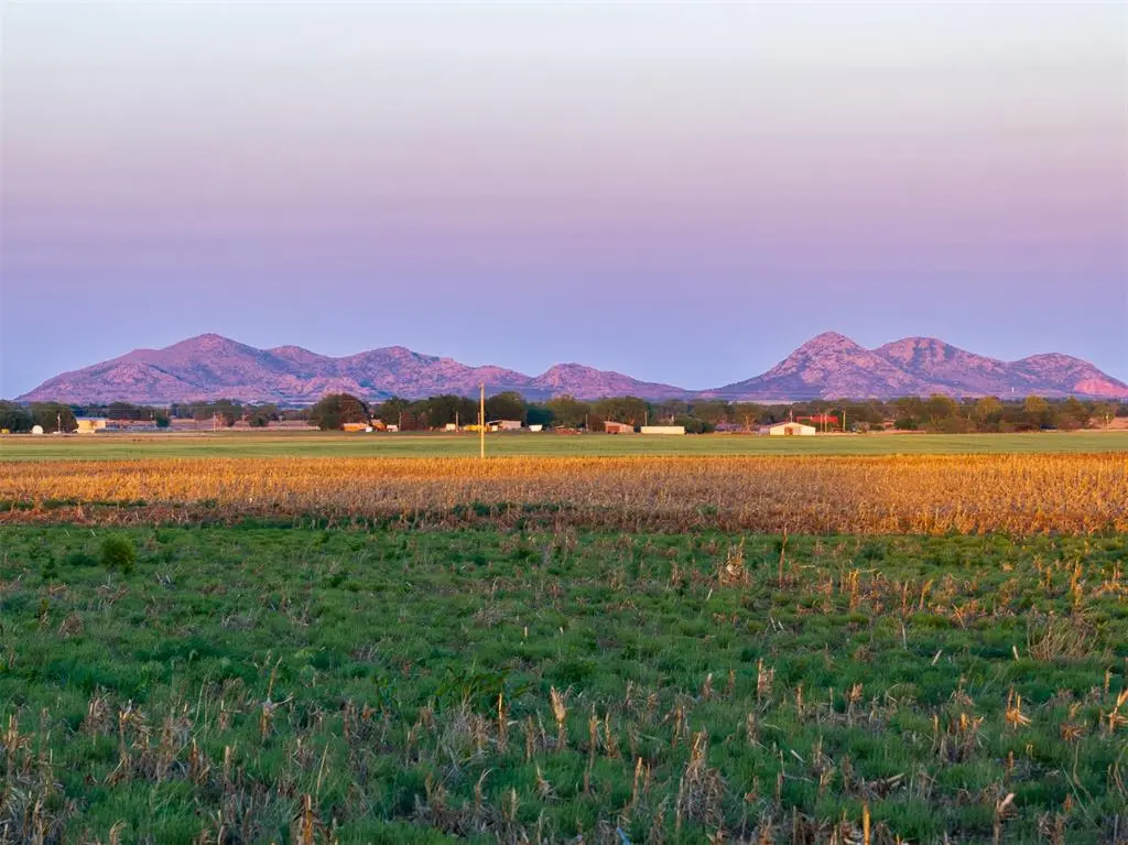 02 East County Road 159 - Racetrack Road, Altus, OK 73521