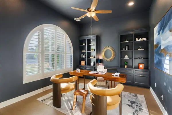 4113 Sugarloaf DR, Austin, TX 78738