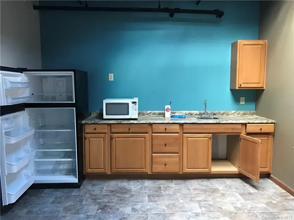 621 Micaville LOOP, Micaville, NC 28755