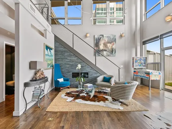 12 S Lexington AVE #600, Asheville, NC 28801