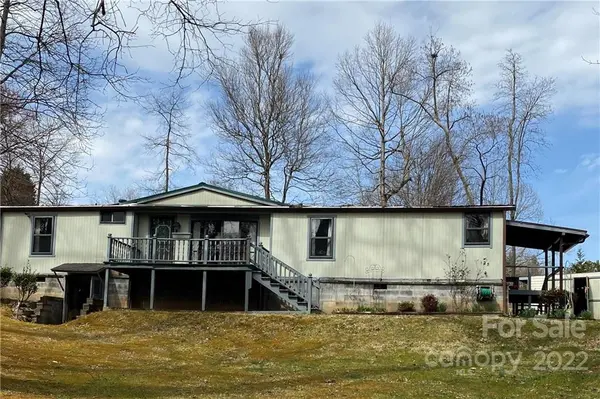 125 Lost Trail DR, Candler, NC 28715