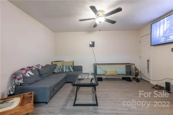 291 Hilltop ST, Rutherford College, NC 28612