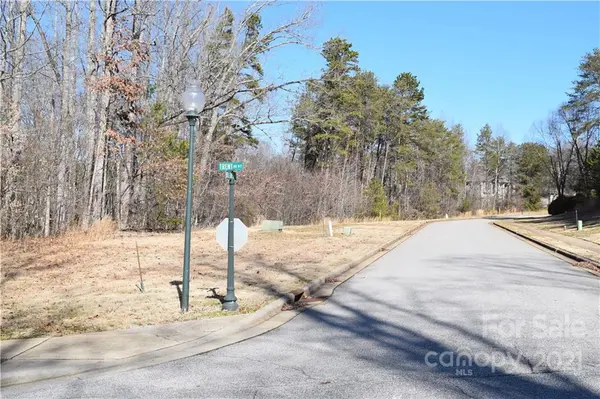4063 Bob Jones DR NE #28, Conover, NC 28613