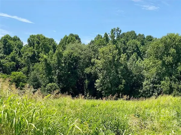 143 Stagecrest DR, Harmony, NC 28634
