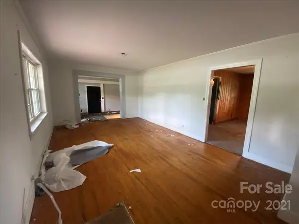 5817 Mooresville RD, Kannapolis, NC 28081
