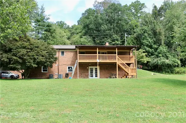 357 Flat Creek RD, Fairview, NC 28730