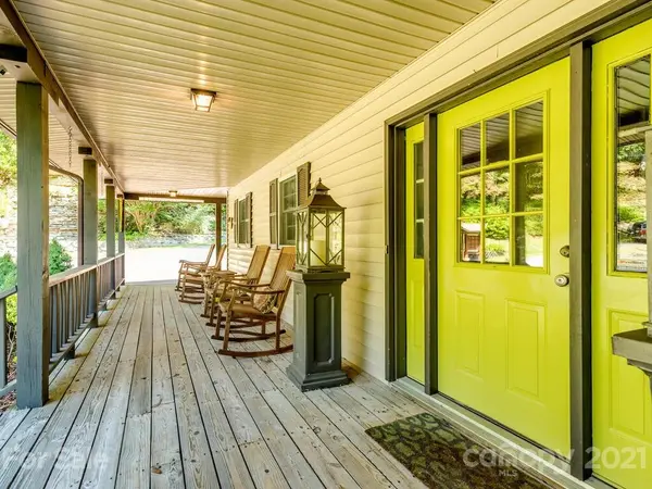 950 Main ST, Chimney Rock, NC 28720