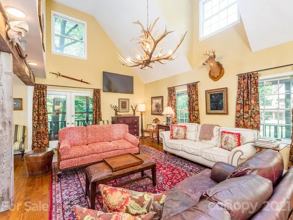 950 Main ST, Chimney Rock, NC 28720